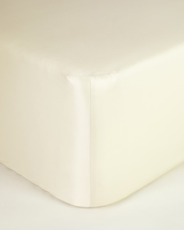 Простынь на резинке Satin 600ТС Avorio