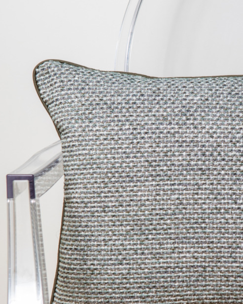 Декор подушка Umbra Vouves размер 35смx55см