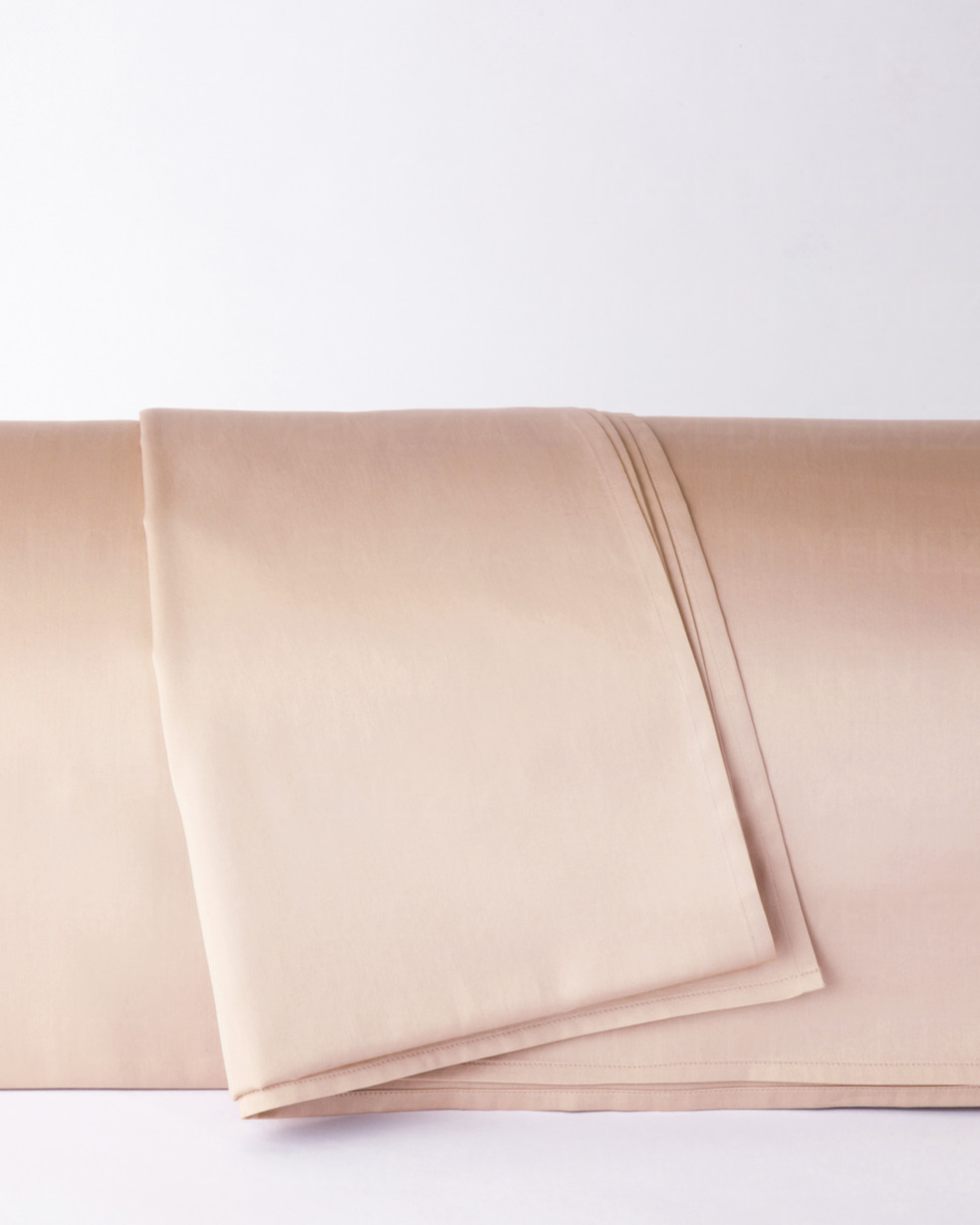 Простынь сатин страйп белая полоса 1*1. Простыня евро 220х240 сатин. Постельное белье страйп сатин белое. Сатин страйп 3*3. Простынь из сатина.